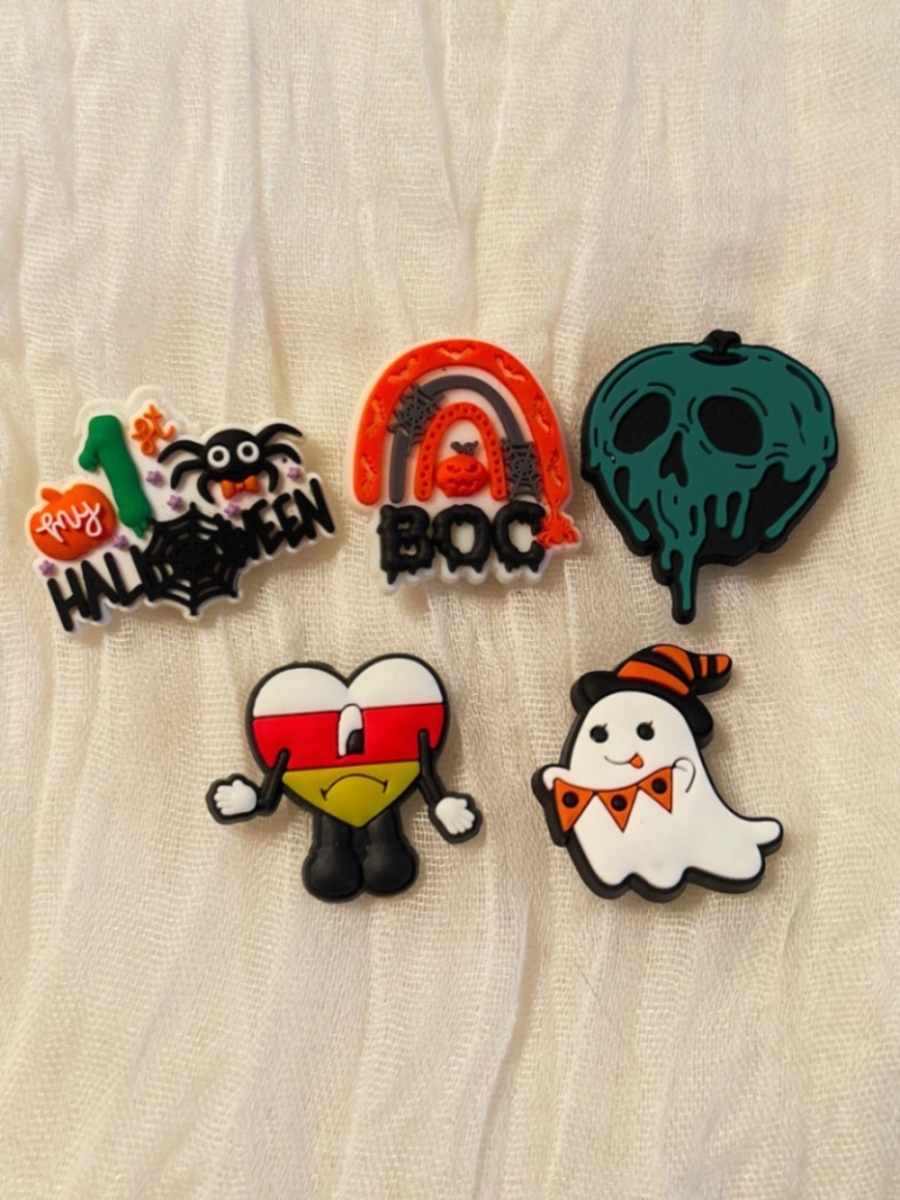 Set # 78 – 5 Pack Random Halloween Jibbitz/Croc Charms